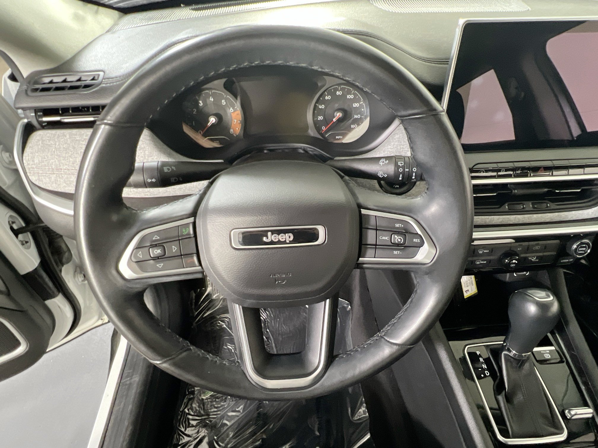 Used 2022 Jeep Compass Latitude AWD/4WD image 11