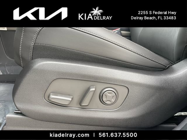New 2026 Kia Carnival EX image 19