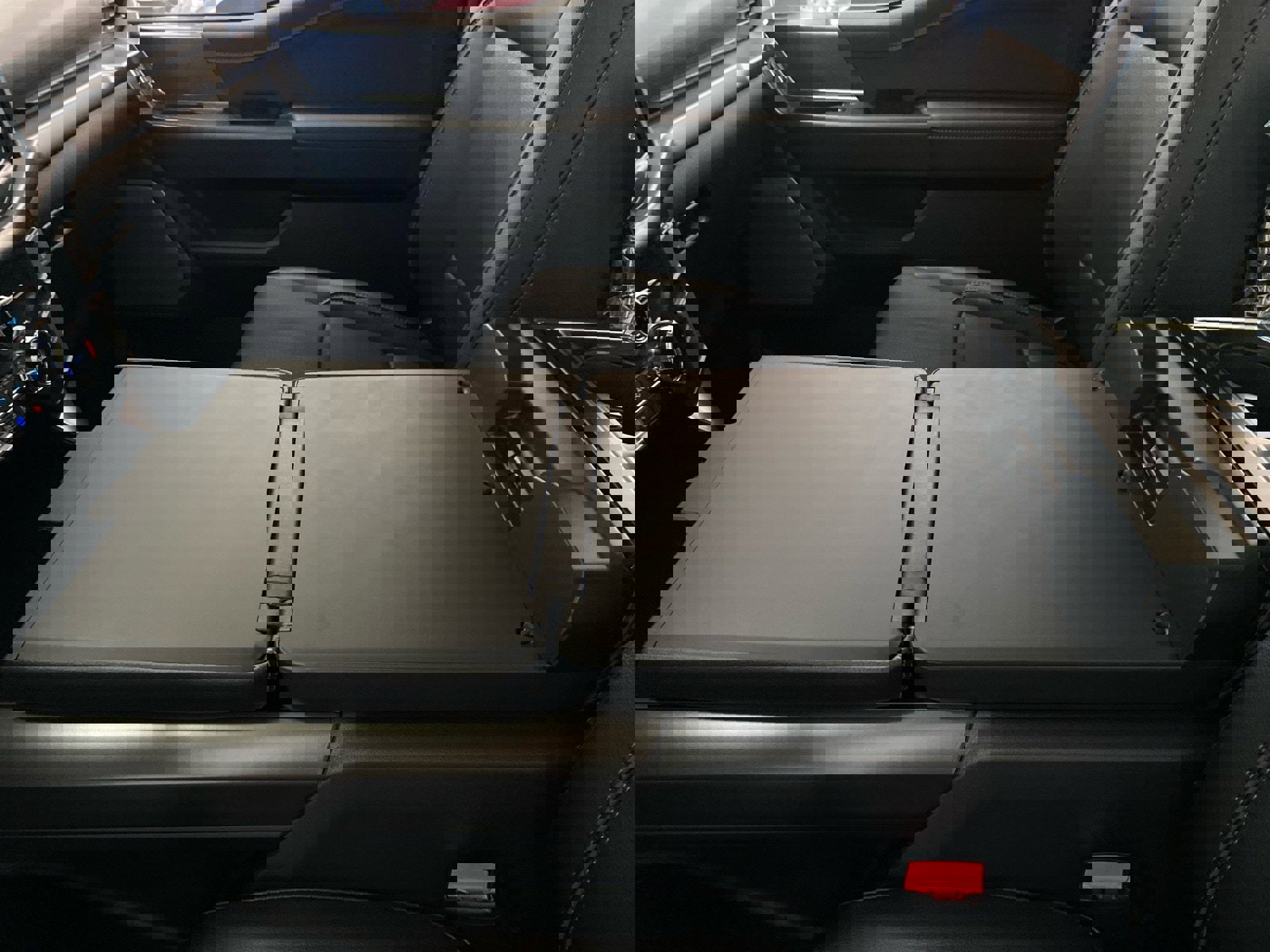 New 2026 Ford F150 Lariat w/ Equipment Group 501A Mid AWD/4WD image 29