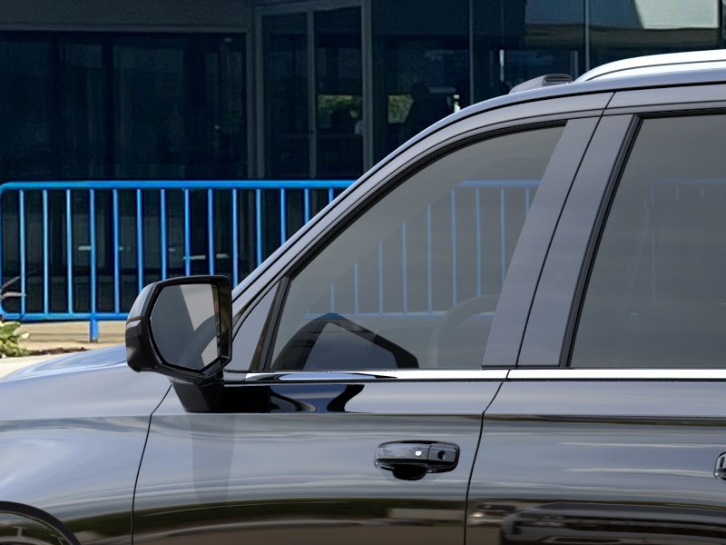 New 2026 Chevrolet Suburban LT AWD/4WD image 12