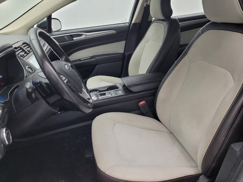 Used 2019 Ford Fusion SE w/ Equipment Group 151A image 17