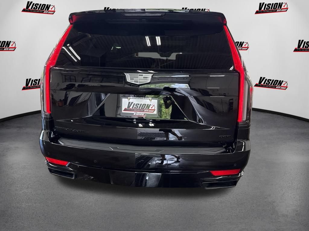 Used 2024 Cadillac Escalade Sport Platinum w/ LPO, ONYX Package AWD/4WD image 6