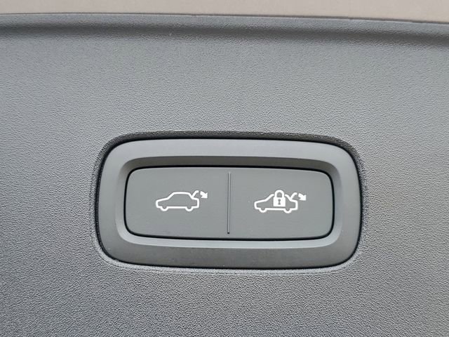 New 2026 Volvo EX90 Ultra image 30