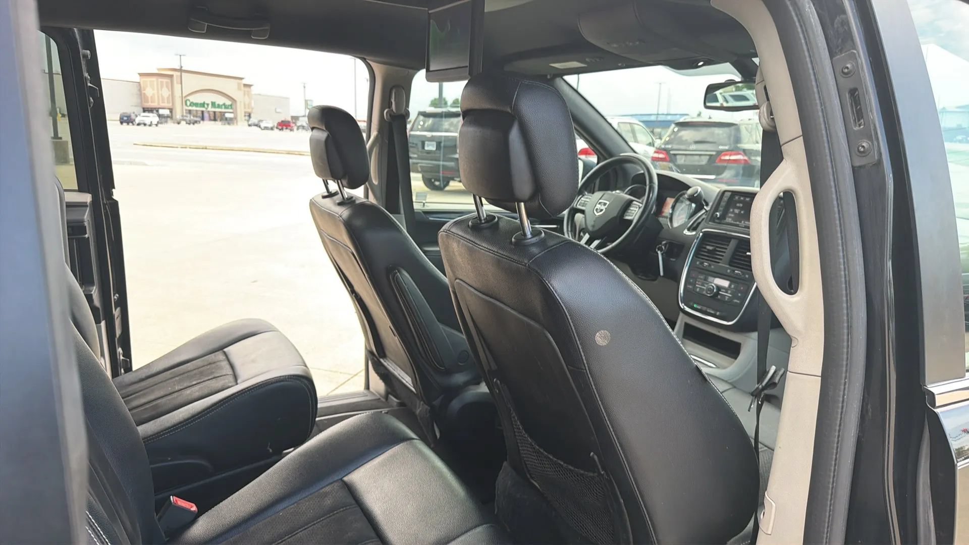 Used 2019 Dodge Grand Caravan SXT w/ Driver Convenience Group FWD image 73