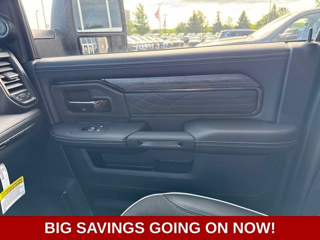 New 2026 RAM 3500 Limited AWD/4WD image 42