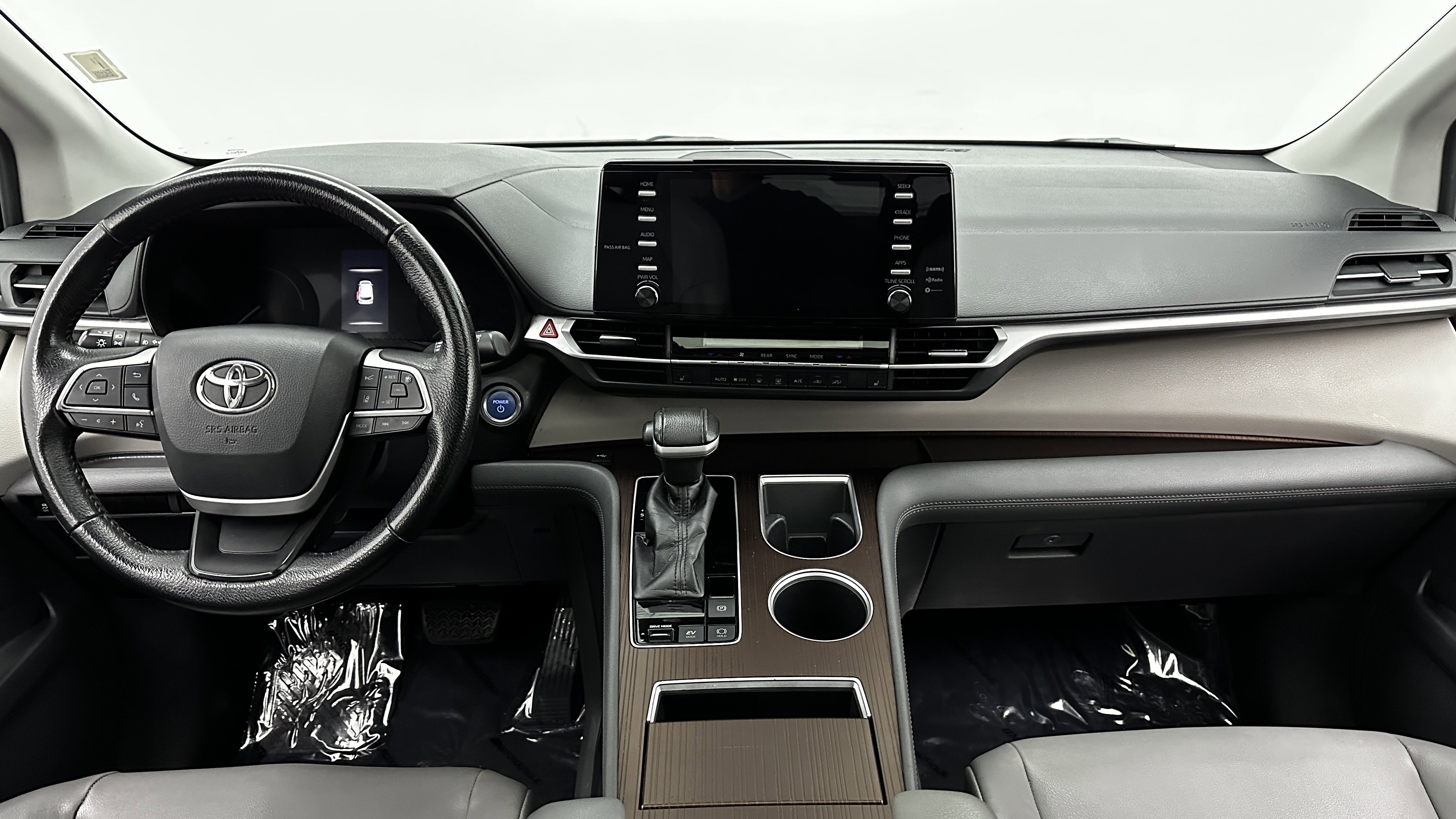 Used 2021 Toyota Sienna XLE image 31