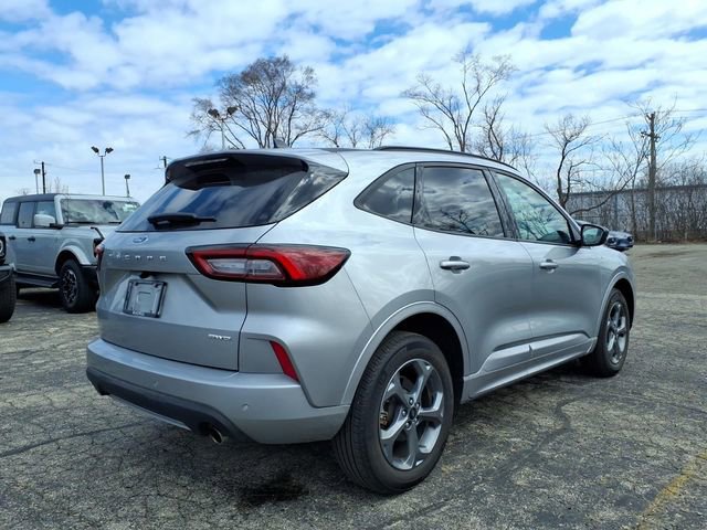 Used 2024 Ford Escape ST-Line w/ Tech Pack #1 image 5