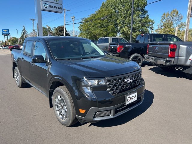 New 2025 Ford Maverick XLT image 2