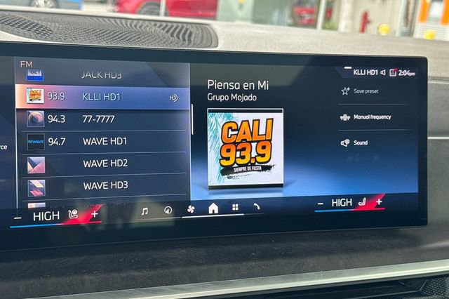 Used 2025 BMW X5 sDrive40i image 23