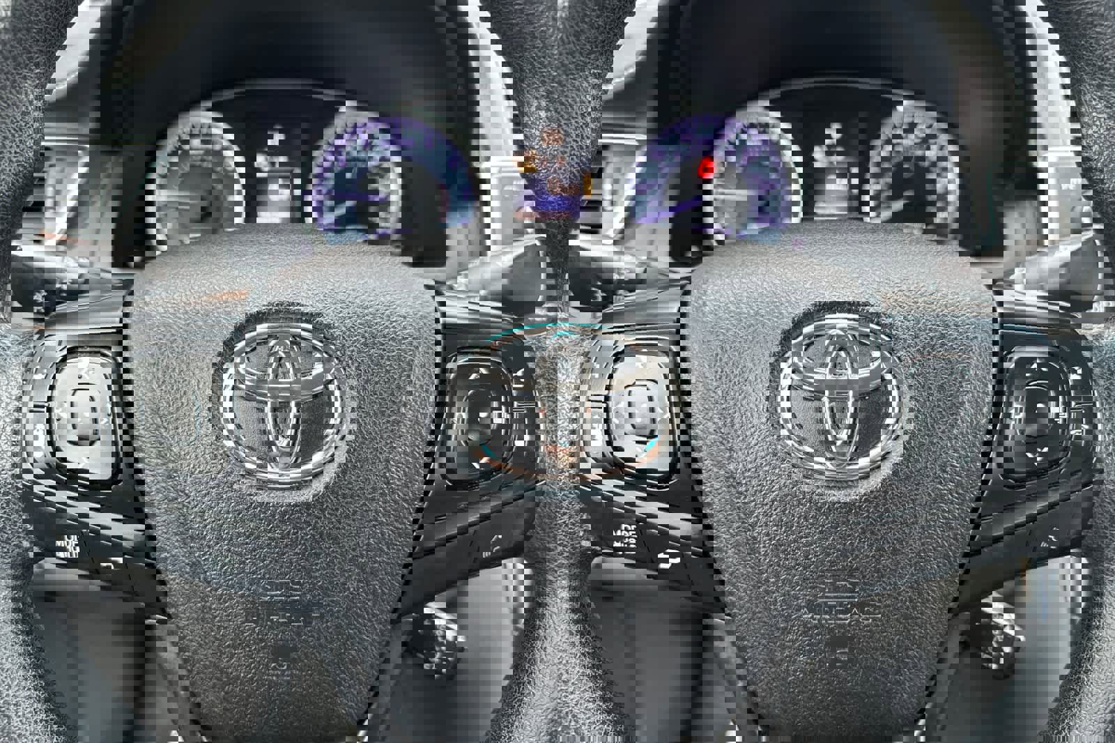 Used 2017 Toyota Camry LE image 23