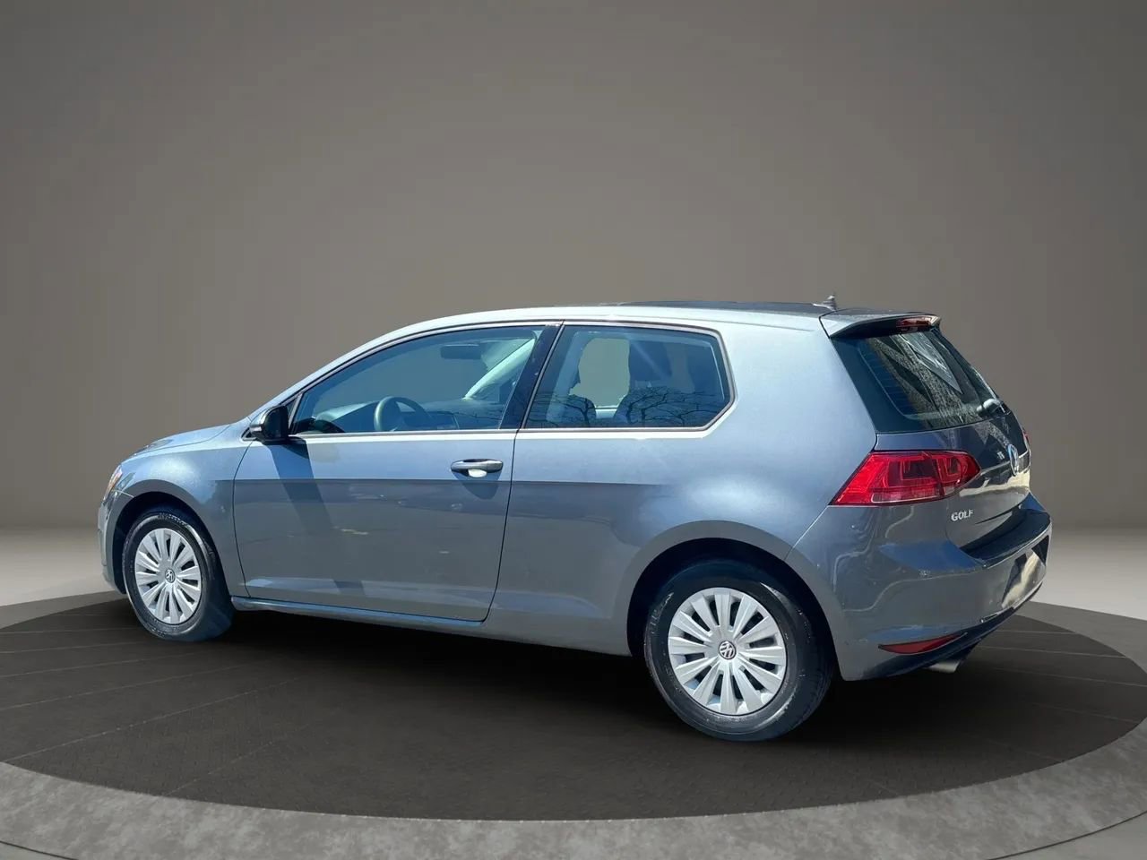 Used 2015 Volkswagen Golf Launch Edition FWD image 7
