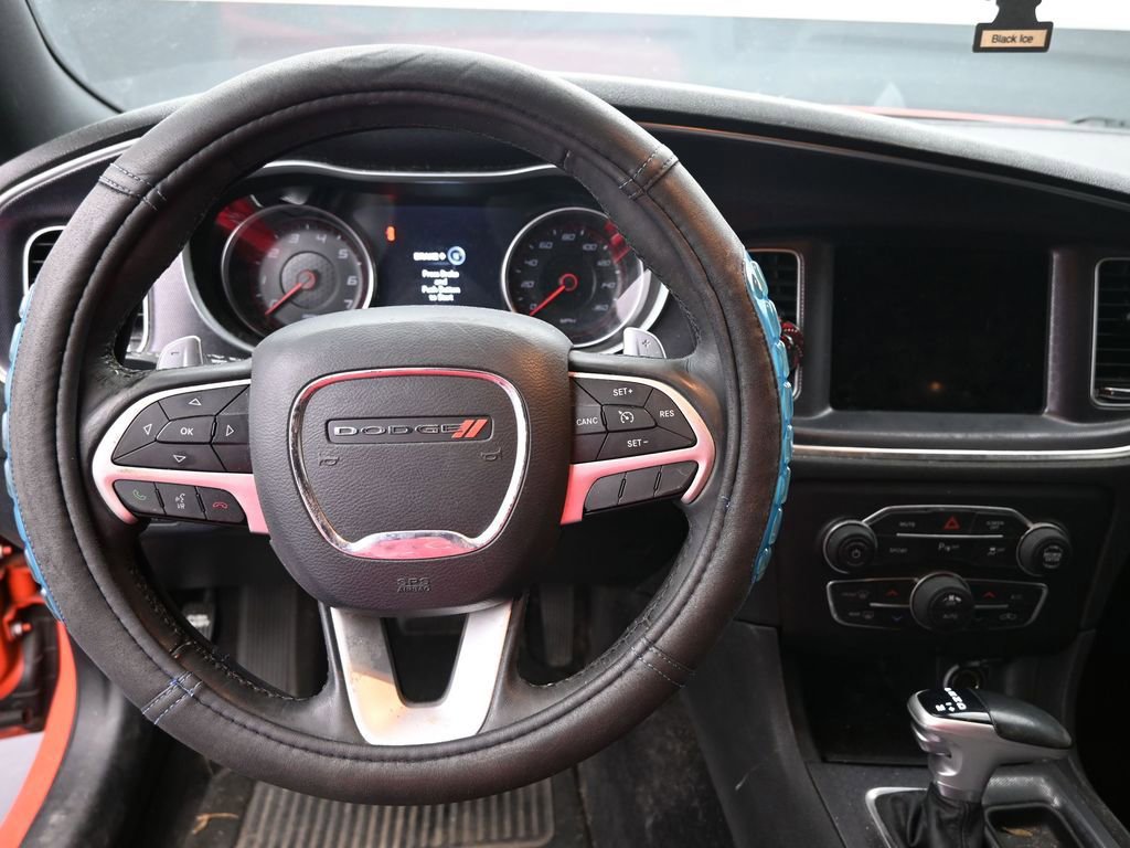 Used 2017 Dodge Charger R/T w/ Plus Group image 22