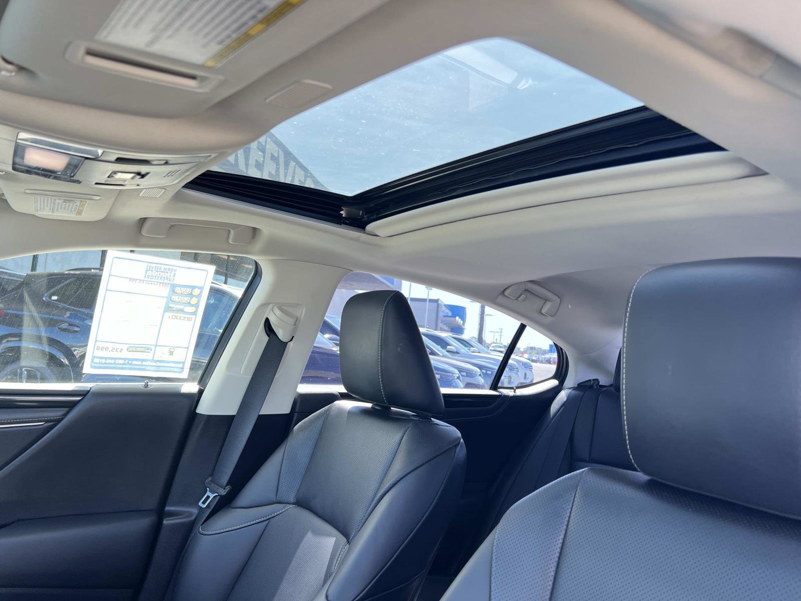 Used 2023 Lexus ES 350 w/ Accessory Package (Z1) image 19