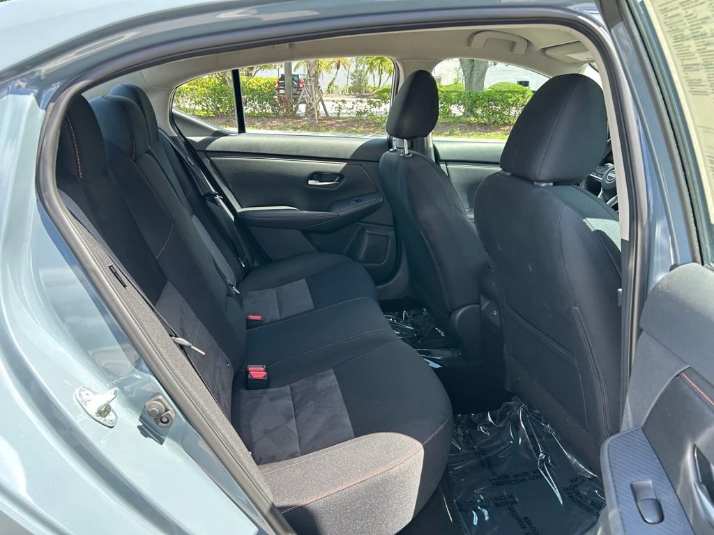 Certified 2024 Nissan Sentra SR w/ Trunk Package FWD image 43