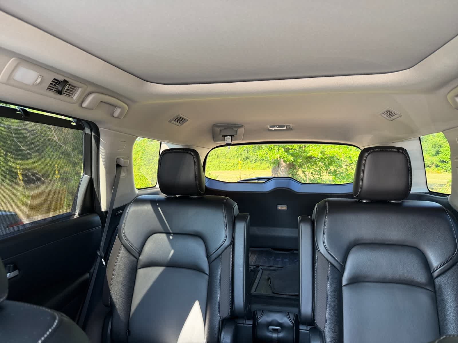 Used 2023 Nissan Pathfinder SL w/ SL Premium Package AWD/4WD image 28