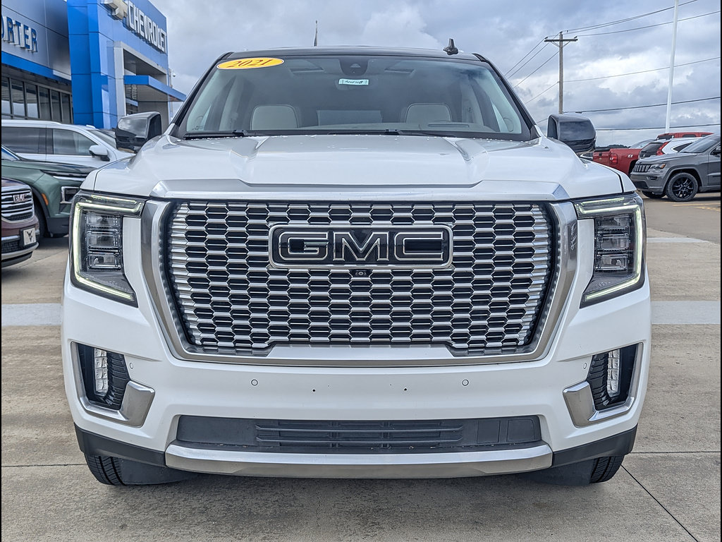 Used 2021 GMC Yukon Denali w/ Denali Premium Package AWD/4WD image 10