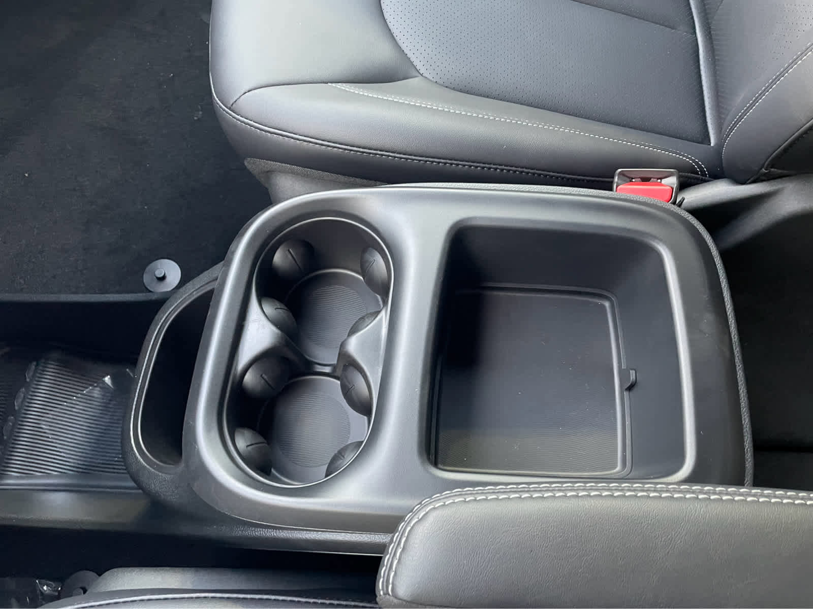 New 2026 Chrysler Voyager LX image 22