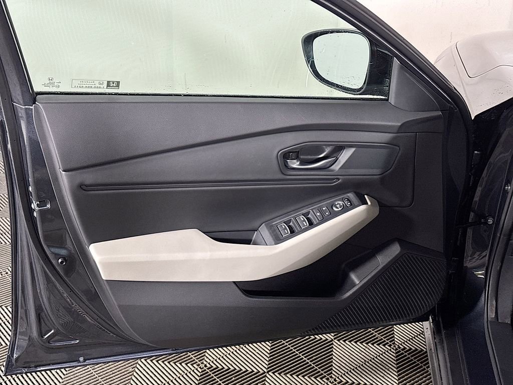 New 2025 Honda Accord SE image 11