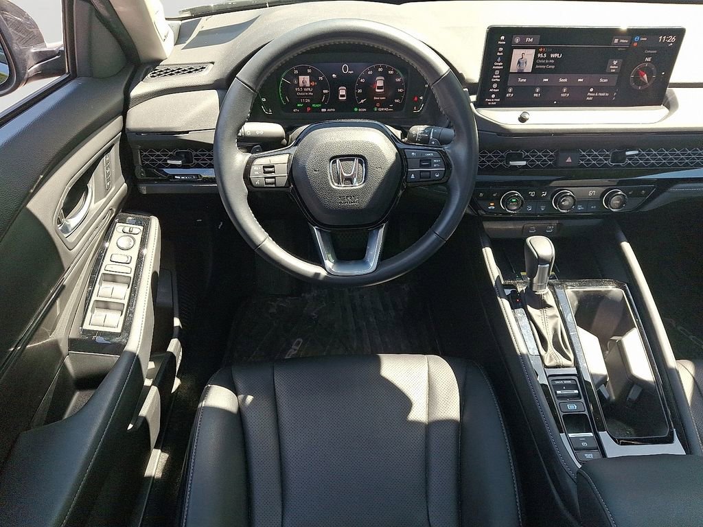 Used 2023 Honda Accord Touring image 12