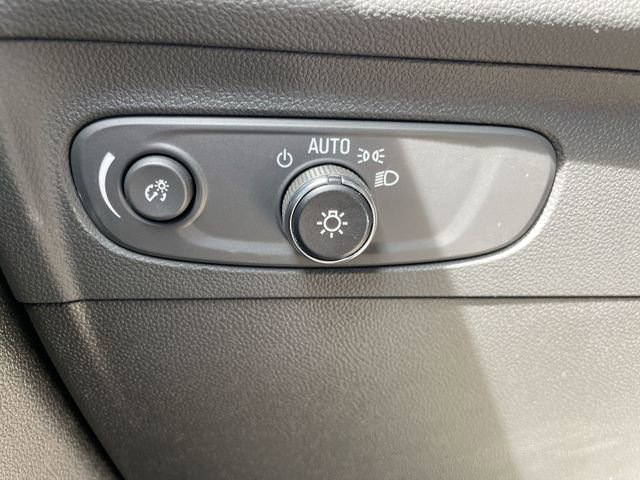 Used 2023 Buick Envision Essence FWD image 26