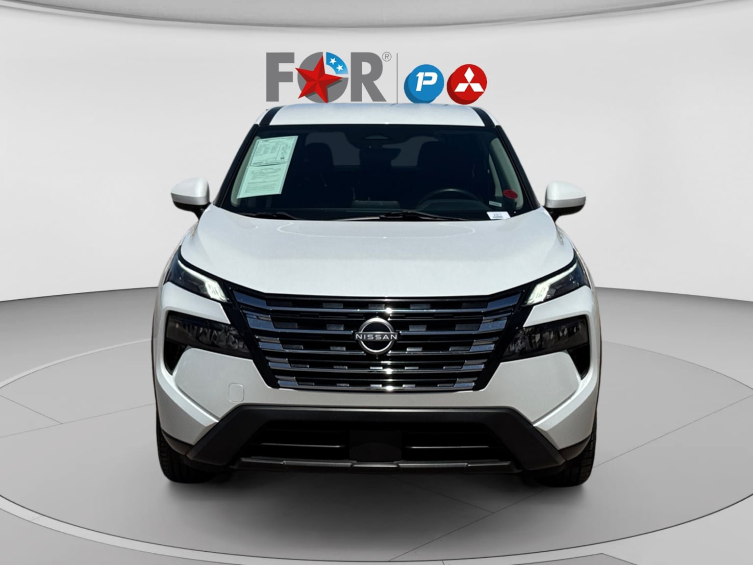 Used 2024 Nissan Rogue SV FWD image 8