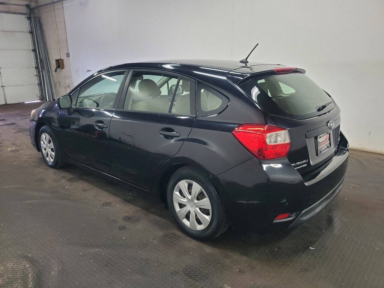 Used 2013 Subaru Impreza 2.0i AWD/4WD image 5
