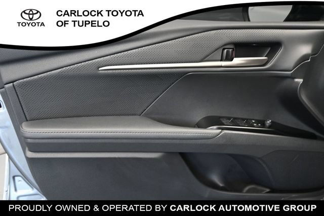 Used 2025 Toyota Camry XSE FWD image 28