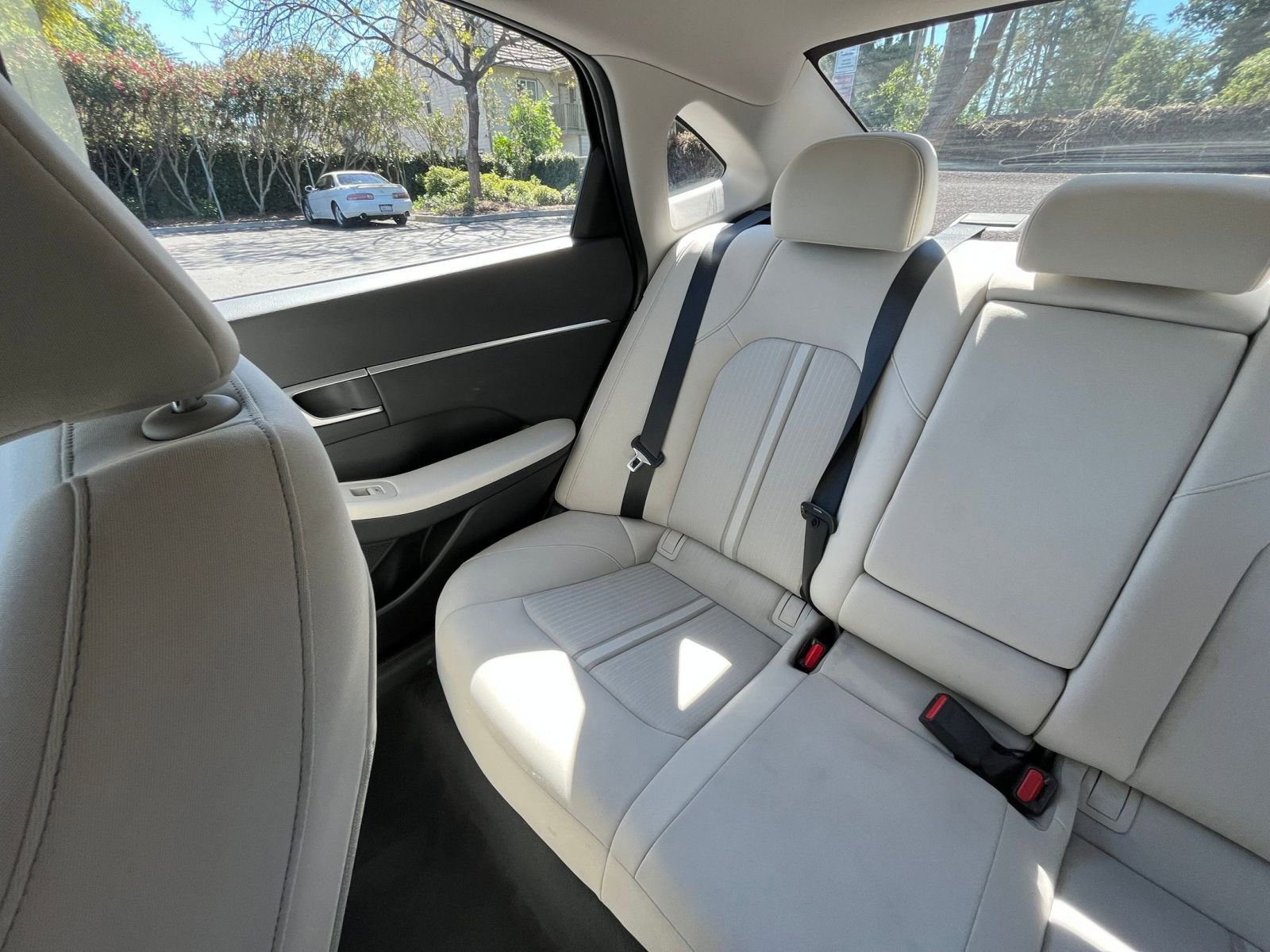 Used 2025 Hyundai Sonata SEL FWD image 39