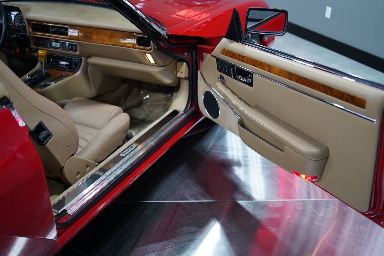 Used 1994 Jaguar XJS 4.0 Convertible RWD image 77