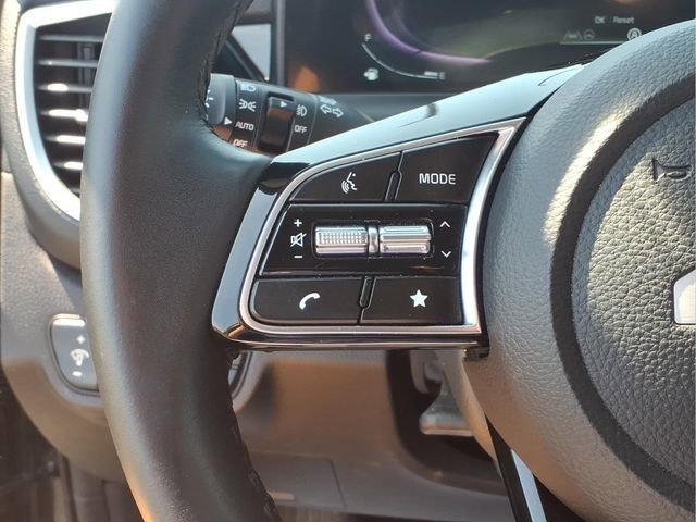 Used 2025 Kia Seltos S AWD/4WD image 15