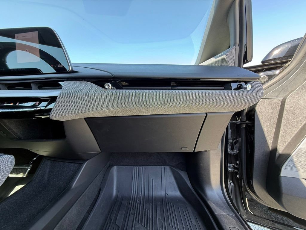 Certified 2025 Cadillac Optiq Luxury 2 w/ LPO, Floor Liner Package AWD/4WD image 29
