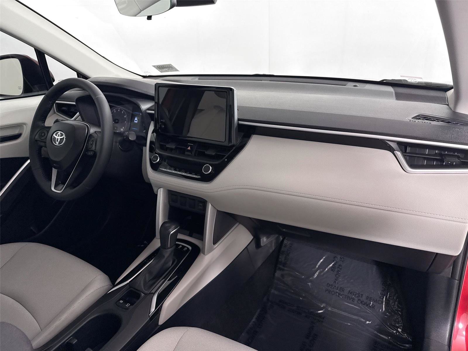 Used 2024 Toyota Corolla Cross LE w/ Moonroof Package FWD image 42