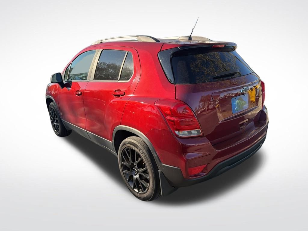 Used 2021 Chevrolet Trax LT w/ Sport Edition image 6