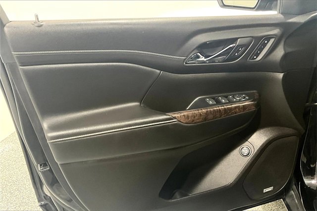 Used 2022 GMC Acadia Denali image 21