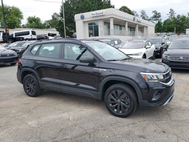 Certified 2024 Volkswagen Taos S FWD image 3
