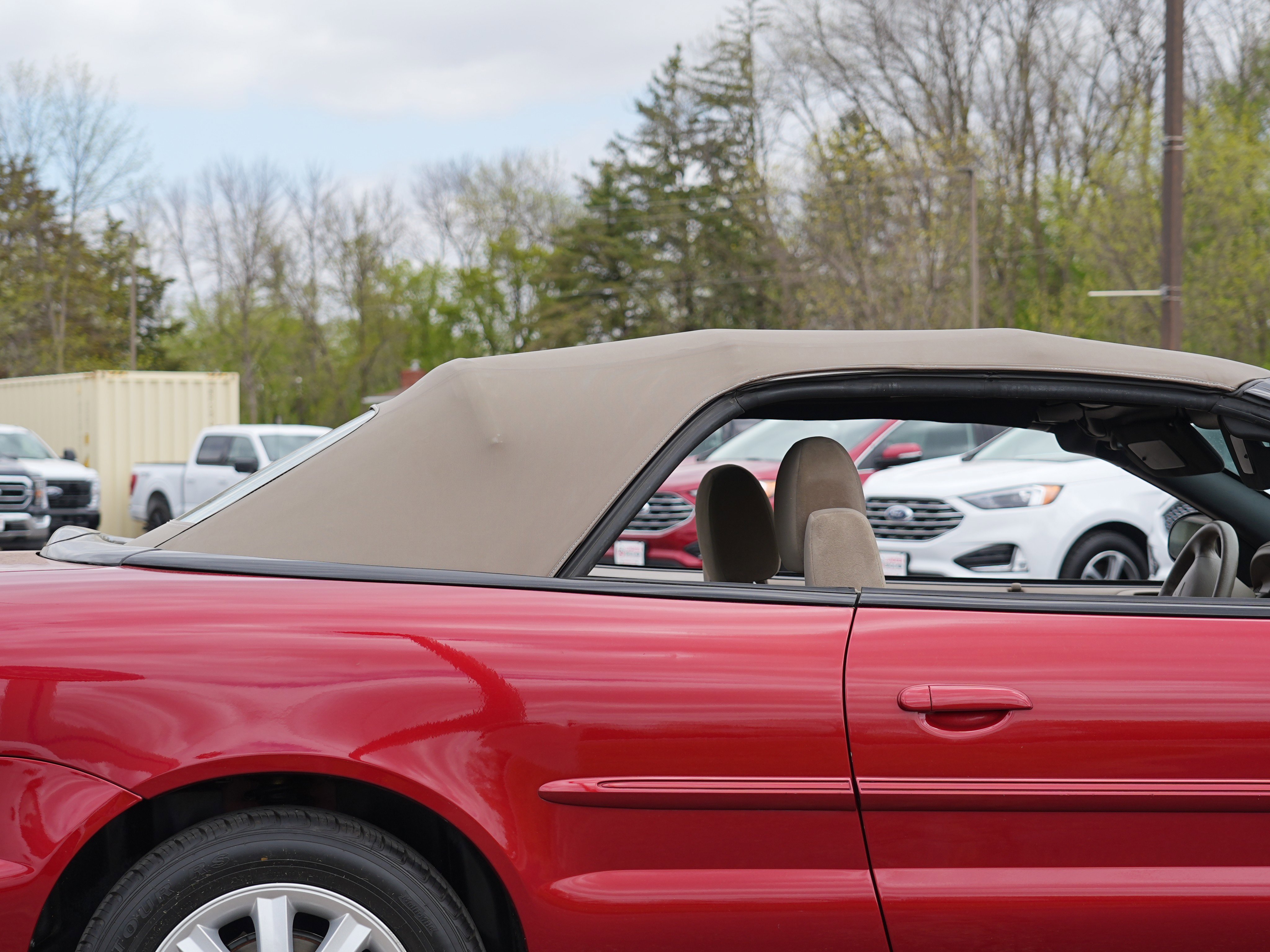 Used 2004 Chrysler Sebring GTC FWD image 35