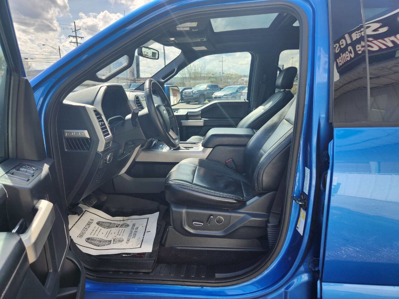 Used 2015 Ford F150 Lariat image 11