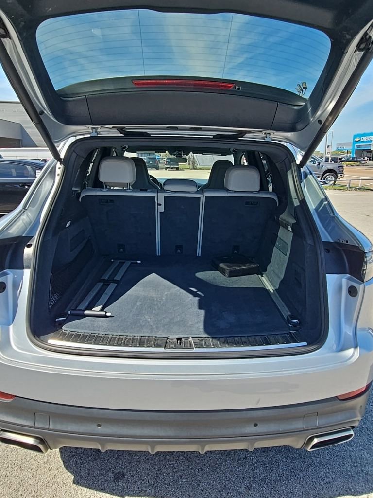 Used 2019 Porsche Cayenne E-Hybrid image 27