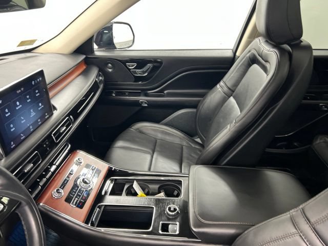 Certified 2023 Lincoln Aviator Reserve w/ Equipment Group 201A AWD/4WD image 22