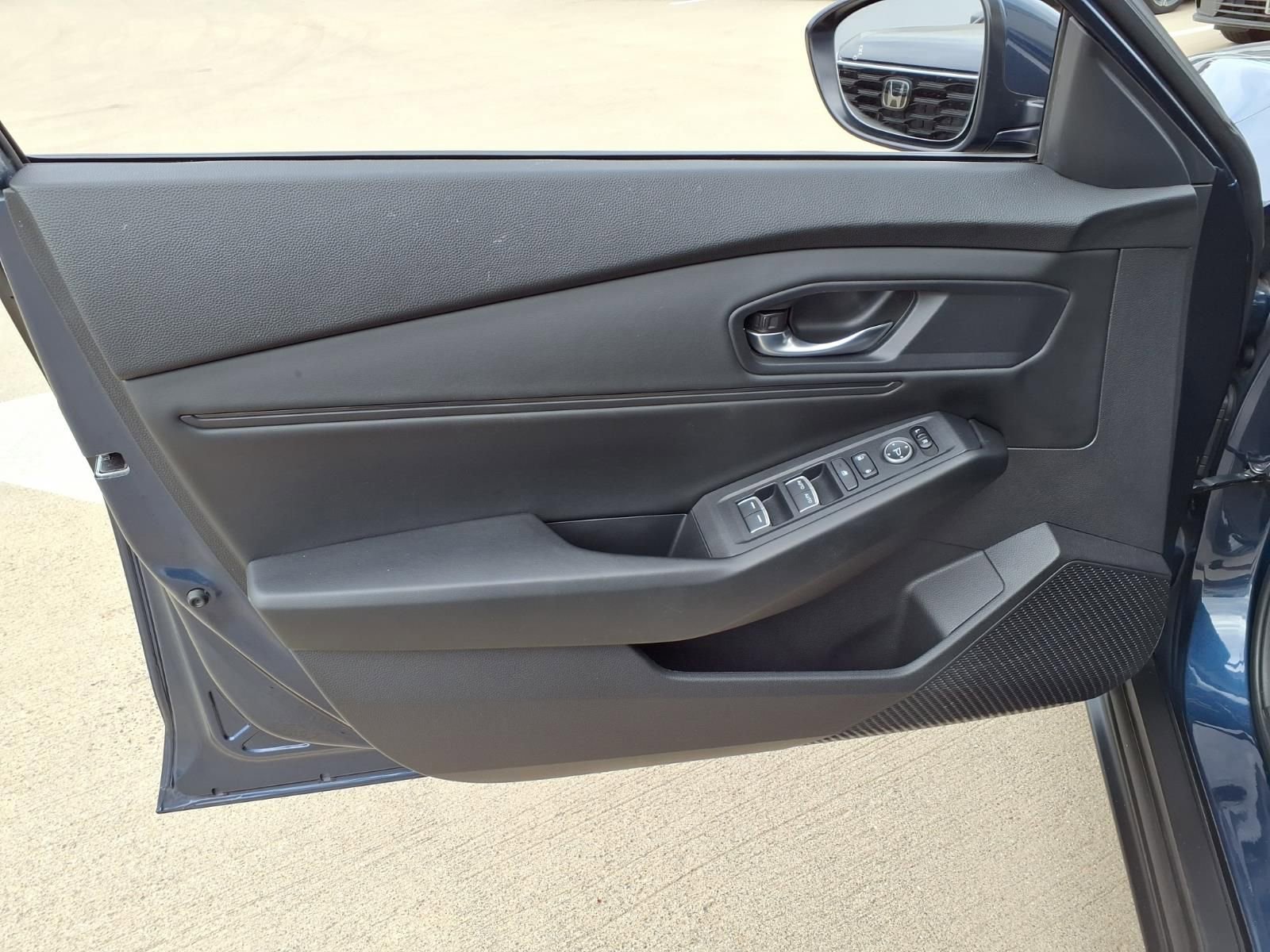 Used 2024 Honda Accord EX image 11