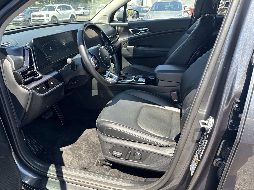 Used 2024 Kia Sportage EX AWD/4WD image 18