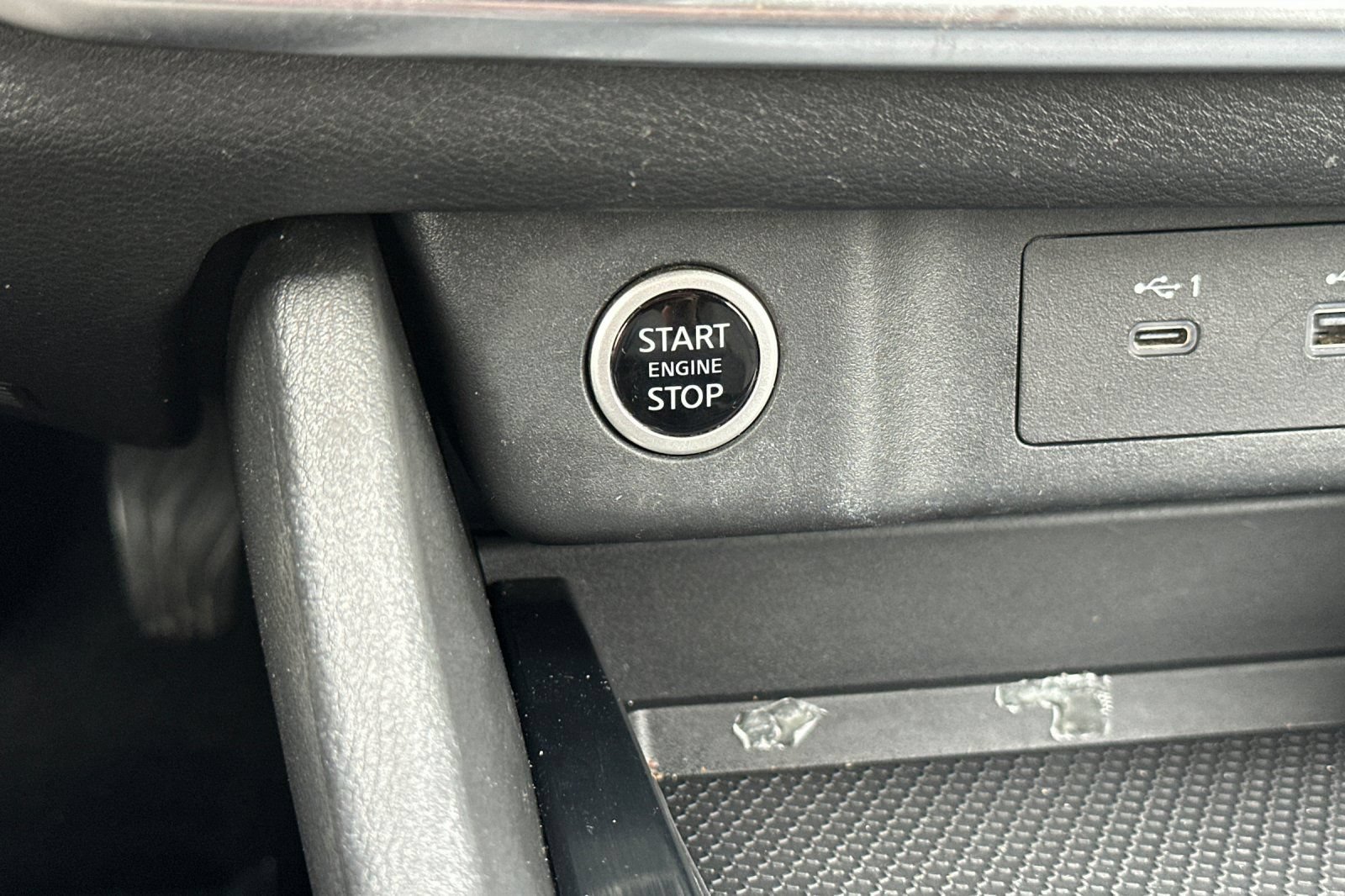 Used 2023 Nissan Rogue SV FWD image 26