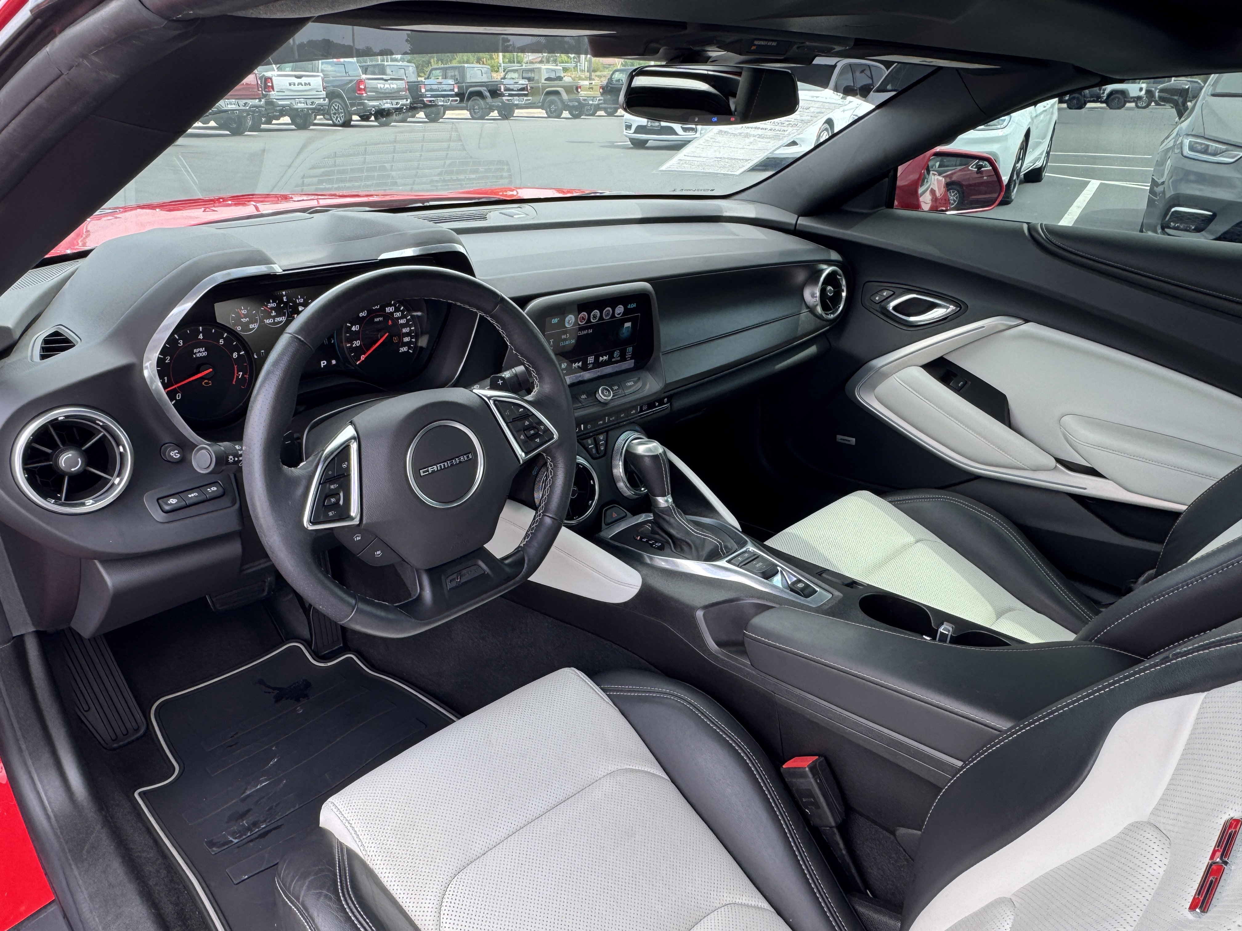 Used 2017 Chevrolet Camaro SS image 12