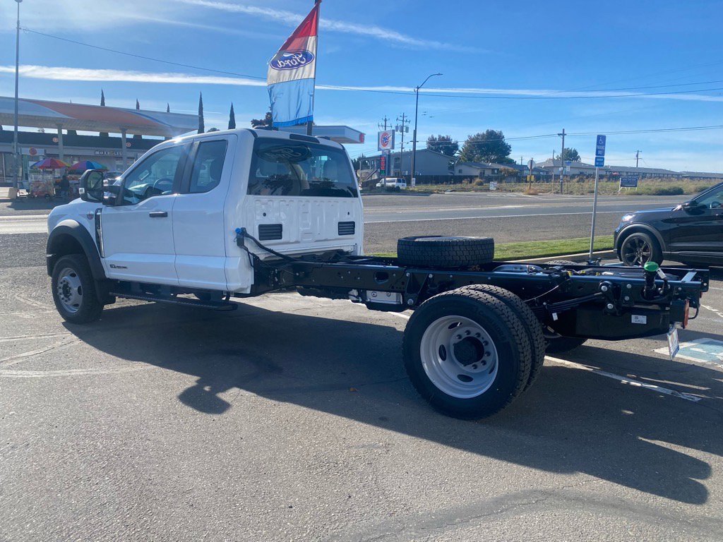 New 2026 Ford F550 4x4 SuperCab Super Duty image 5