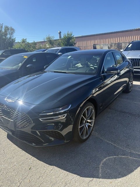 Used 2024 Genesis G70 2.5T image 2
