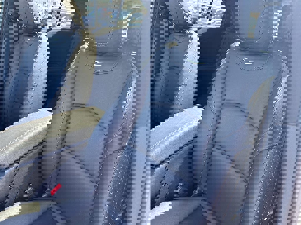 Used 2019 Cadillac XT4 Sport w/ Cold Weather Package image 11