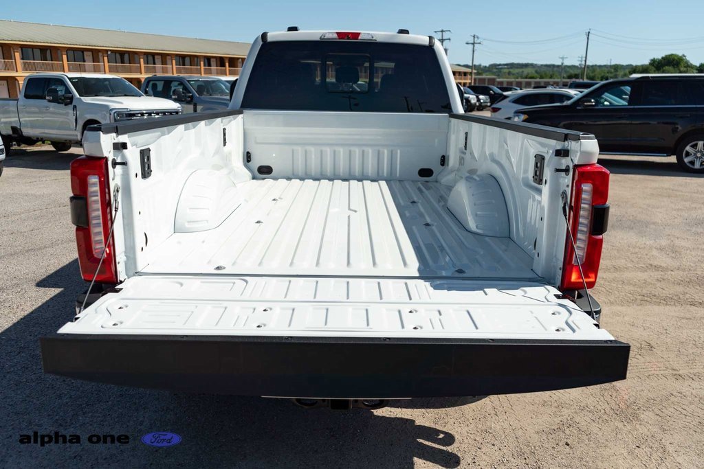 New 2025 Ford F350 Lariat w/ Chrome Package image 8