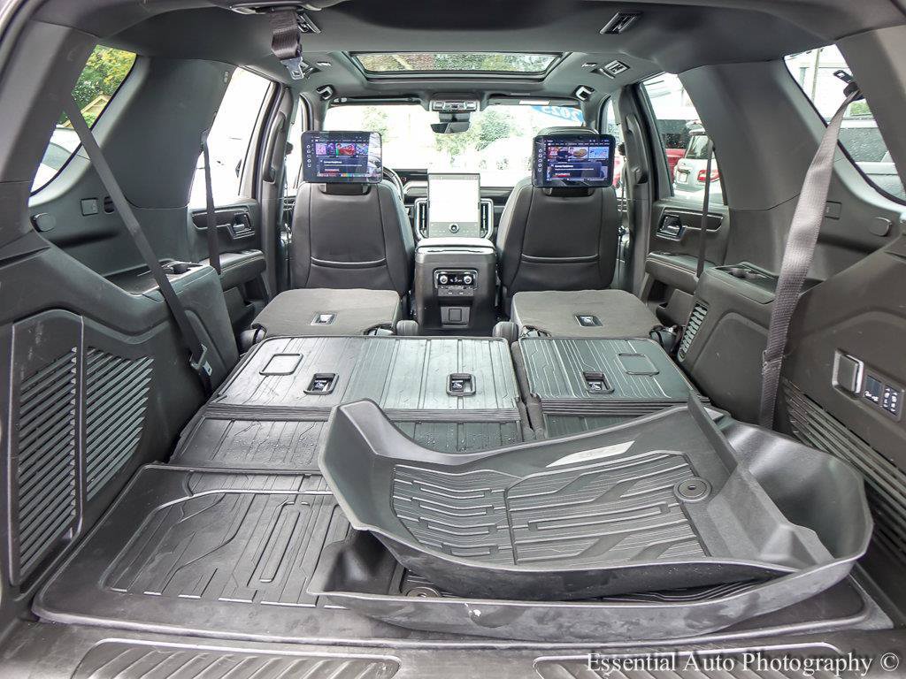 Used 2025 GMC Yukon Elevation w/ Elevation Premium Package AWD/4WD image 26