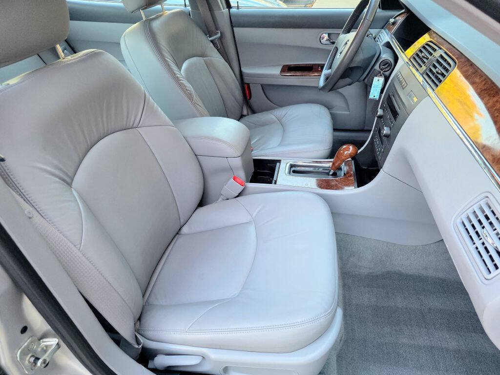 Used 2005 Buick LaCrosse CXL w/ Chrome Appearance Package FWD image 22