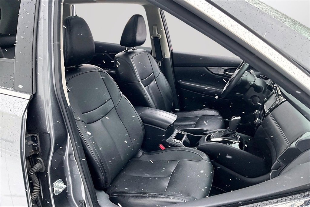 Used 2017 Nissan Rogue SL image 27